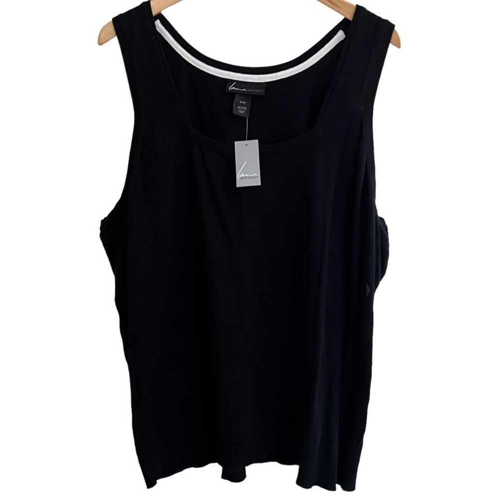😊 3/$30 26/28 Lane Bryant sleeveless knit black tank NWT🏷